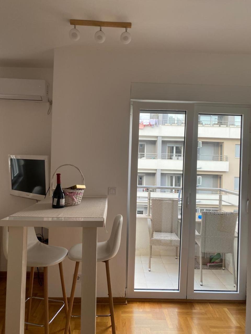 L&k Apartment *